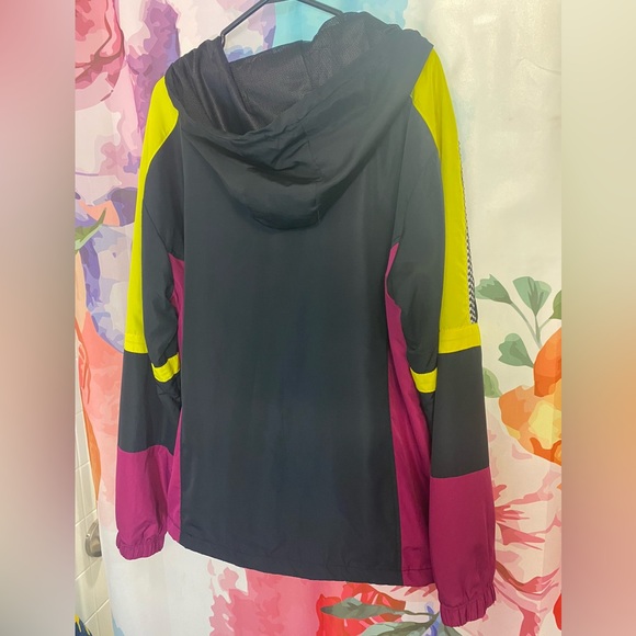 Urban Outfitters 90s Colourblock Windbreaker - Picture 7 of 16